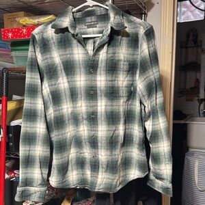 Eddie Bauer Men's Green Plaid Flannel